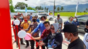 Kadis Koperasi dan UMKM Resmikan Pertashop KSP Gotong Royong di Tanahlanto