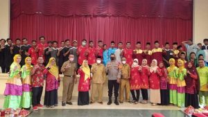 Wakil Bupati Parigi Moutong melepas Kafilah LASQI menuju Festival Qasidah Gambus di Morowali