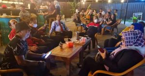 Usai Rapat Paripurna, Bupati dan Pimpinan DPRD Nongkrong di Sendok Kopi