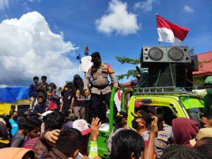 Kapolres Parigi Moutong Pimpin Langsung Pengamanan Unjuk Rasa Di Kasimbar, dan Bernegosiasi Dengan Massa Aksi