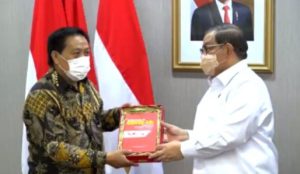 Wakil Gubernur Ikuti Peluncuran Buku “Indonesia dan Covid-19”