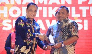 Dua OPD Provinsi Sulteng Terima Penghargaan BI