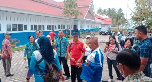 Program Olahraga Masuk Sekolah, Bupati Terus Meberikan Motivasi Kepada Para Siswa