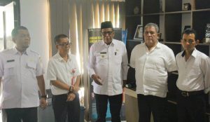 Sidak Pasca Cuti Bersama, Asisten I Apresiasi Kehadiran Pegawai DKIPS Provinsi Sulteng