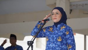 Sekdaprov Pimpin Upacara Bulanan Tingkat Provinsi Sulteng Tahun 2023