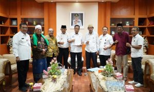 Wagub Menerima Audiensi Panpel Muktamar Besar Al-Khairaat Ke- XI