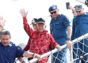 Gubernur Rusdy Mastura Tiba Di Kota Palu, Warga dan Pemda Sulteng Berikan Sambutan Hangat