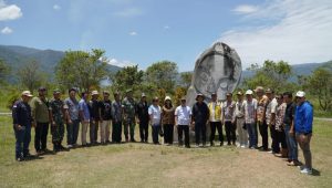 Ketua Panitia Pencanangan Megalit, Asisten II Pimpin Rombongan Tinjau Lapangan