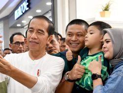 Minggu Malam, Presiden Jokowi Makan Bakso dan Sapa Warga Gorontalo