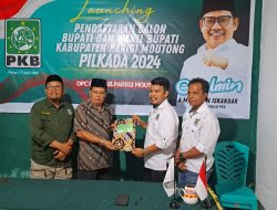 Badrun Nggai Kembalikan Berkas Pencalonan Bupati ke PKB