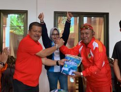 Warna Jersey, Warna Kebersamaan: Wakil Bupati Dukung Jurnalis Parigi FC