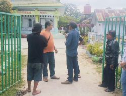 Di Ambang Segel, Adat Mengetuk Damai