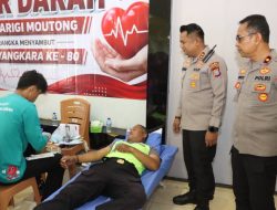Setetes Merah dari Balik Seragam Cokelat