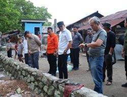 Ancam Permukiman Warga, Bupati Parigi Moutong Tinjau Abrasi di Desa Palasa dan Minta Penanganan Cepat